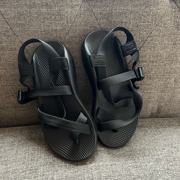 Men’s Chaco sandals size 8 - Picture 4 of 6